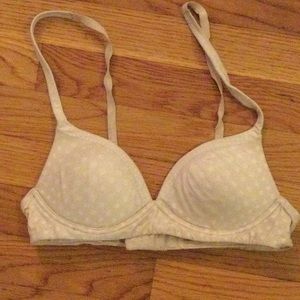 French dot wireless Victoria’s Secret wireless t-shirt bra 32A